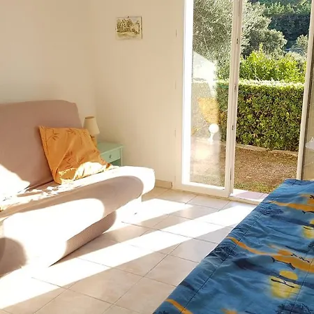 빌라 Familiale Le Citronnier Avec Piscine, Vue Exceptionnelle A Maxime *